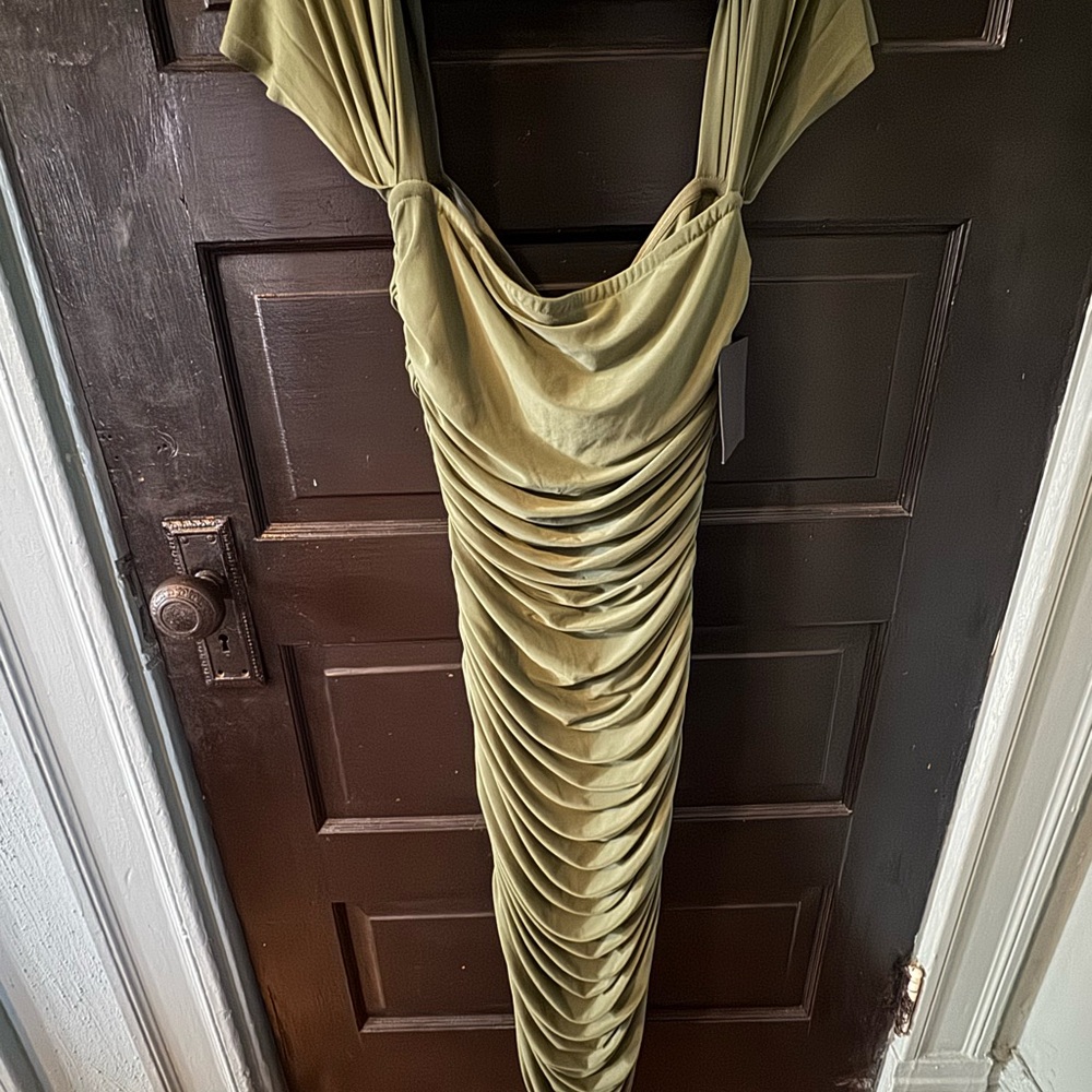 Norma Kamali Walter Dress - Olive Green Ruched Midi Dress celadon - Picture 5 of 6